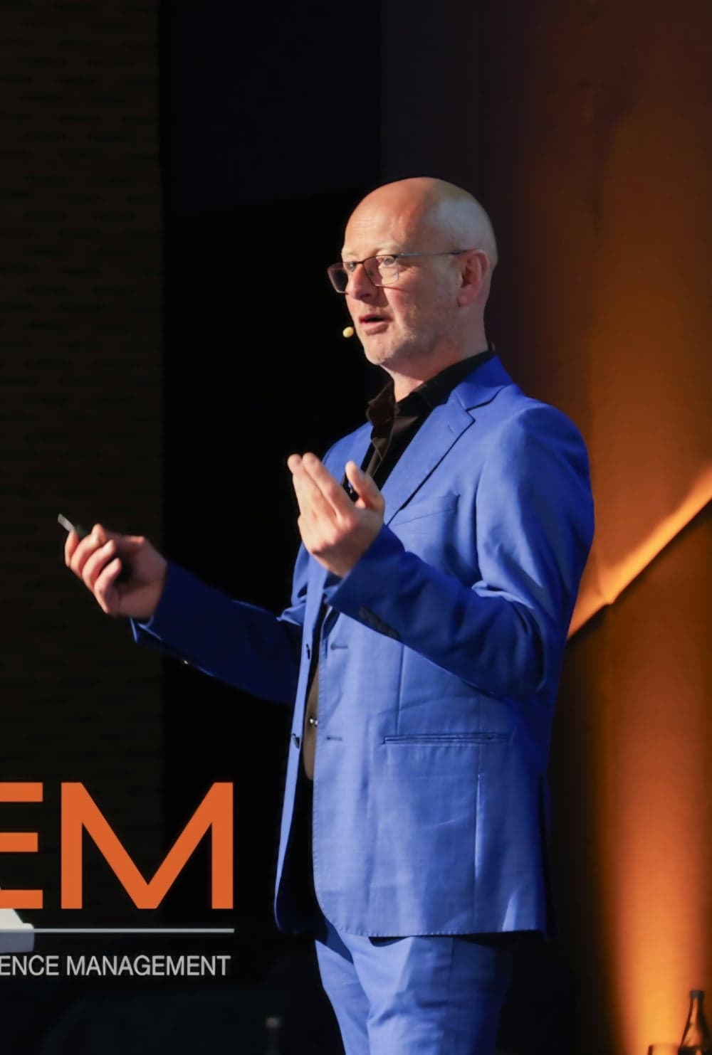 Andy Jarvis, The Digital King, on stage